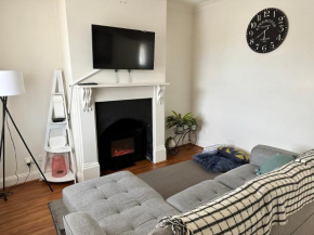 Cornelias Cottage Mount Gambier Central